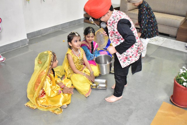 Tiny tots presented a wonderful skit on Punjabi Culture
